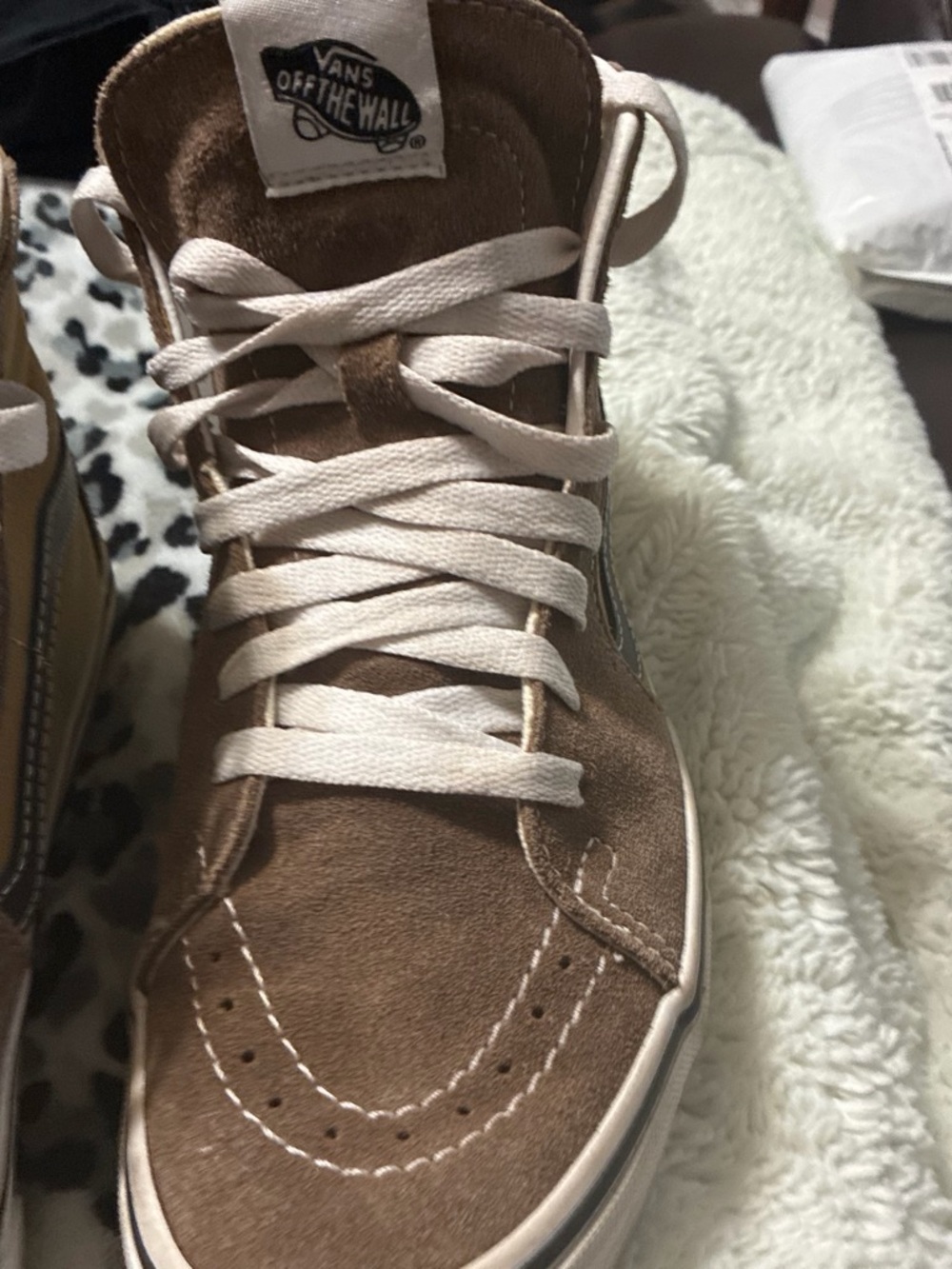 Vans High-Top Suede Sneakers in Brown - Picture 2 of 6